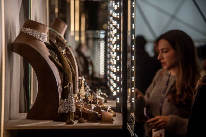 Vicenzaoro September Unveils Key Jewellery Trends for 2024-25 and Beyond voj24 interior 1