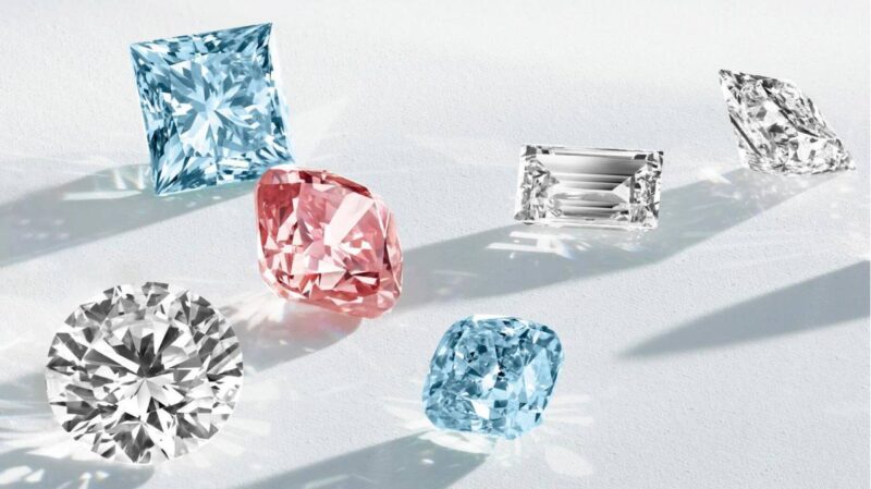 De Beers Group to Wind Down Lightbox Lab-Grown Diamond Business lightbox 1